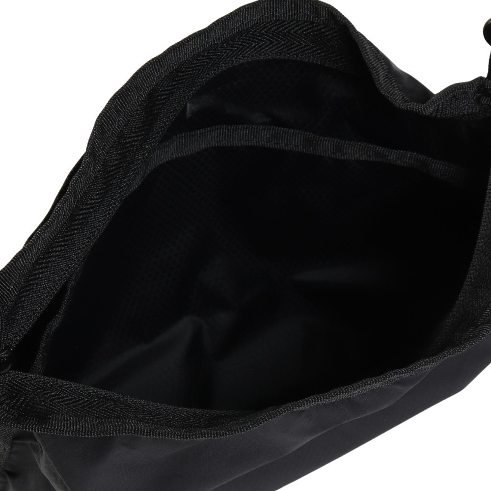 ロジャーエーガー（ROGEREGGER）（メンズ、レディース）トレッキングバッグ ライトウエイトサコッシュ RE25FST5650026 BLK