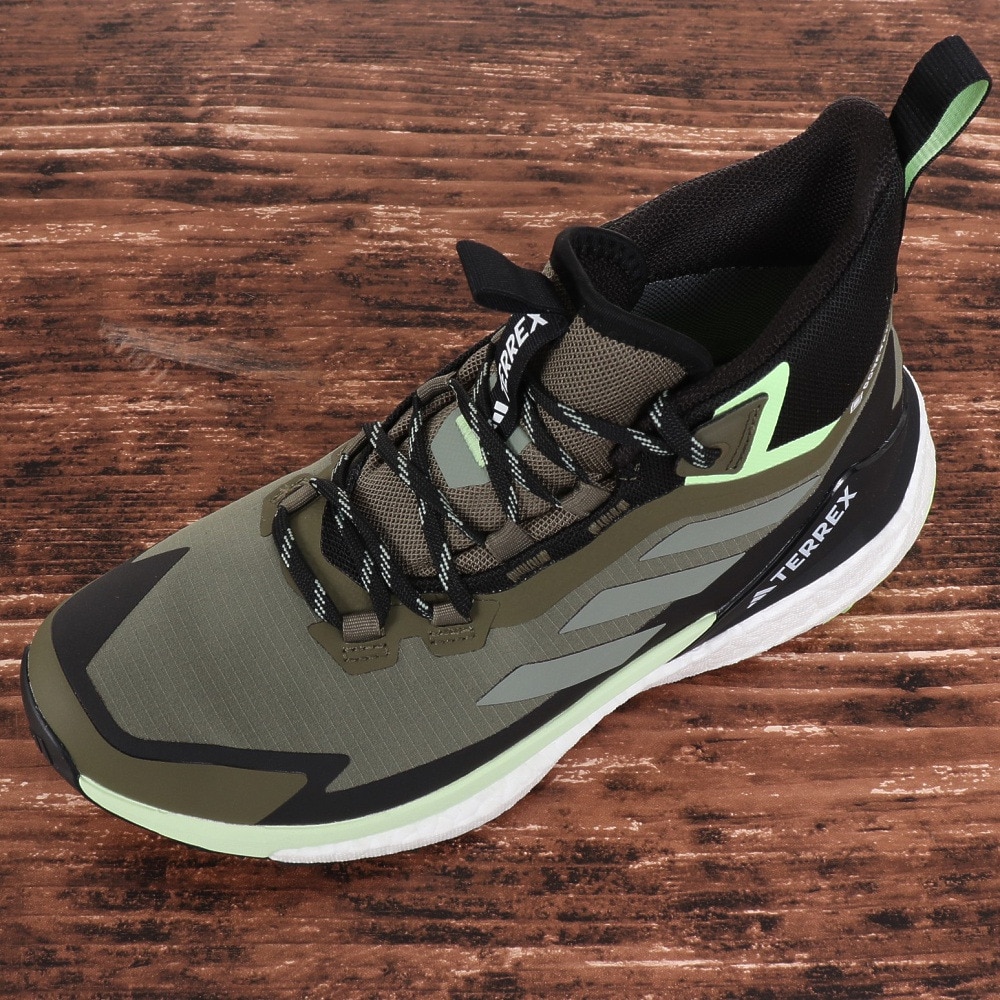 アディダス（adidas）（メンズ）25.0～28.0 ゴアテックス トレッキングシューズ ハイカット 登山靴 FREE HIKER 2.0 IE5127