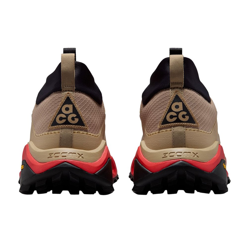ナイキ（NIKE）（メンズ）トレッキングシューズ ハイカット 登山靴 ACG