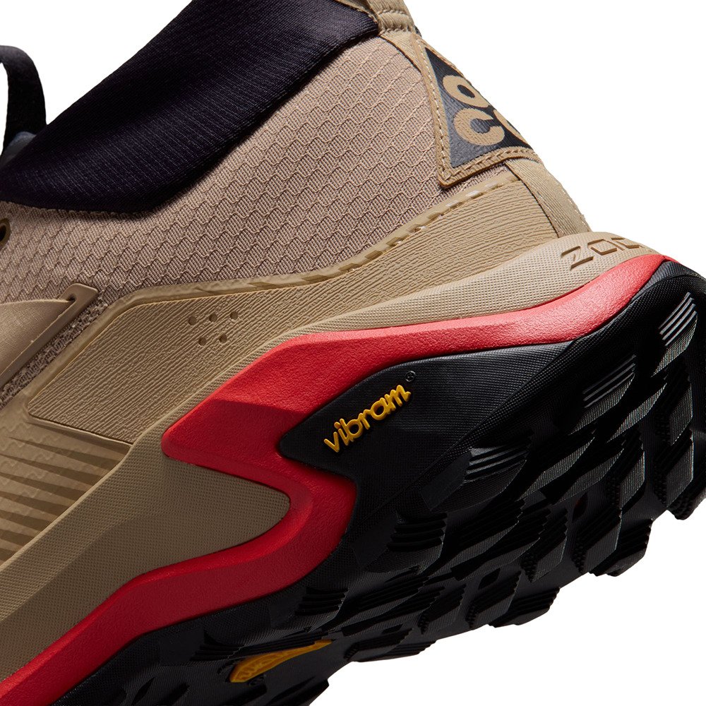 ナイキ（NIKE）（メンズ）トレッキングシューズ ハイカット 登山靴 ACG