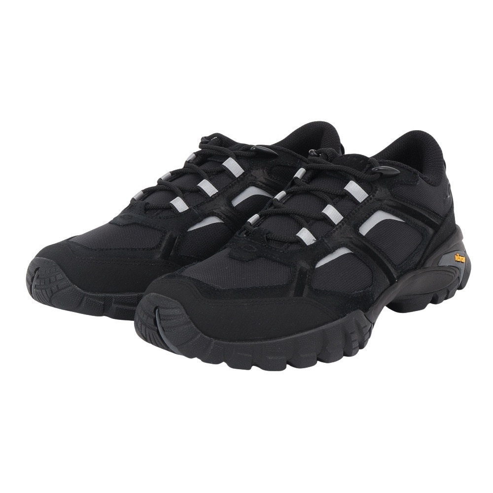 オークリー（OAKLEY）（メンズ）トレッキングシューズ SIERRA TERRAIN FOF100541-02E ブラック 撥水 耐久性