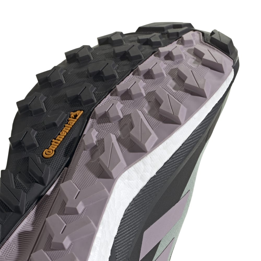 アディダス（adidas）（レディース）トレッキングシューズ ハイカット 登山靴 FREE HIKER 2.0 ゴアテックス IE5134