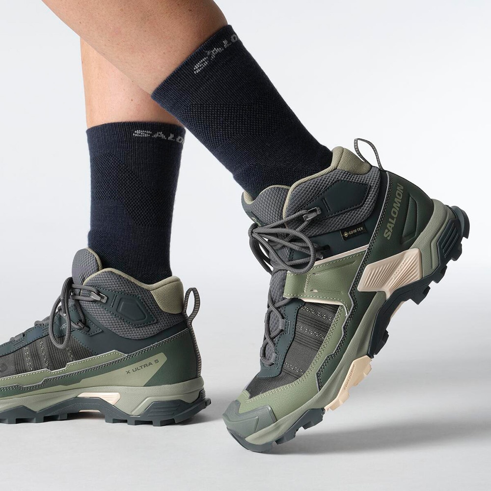 サロモン（SALOMON）（レディース）ハイキングブーツ X ULTRA 5 MID GORE-TEX L47754600 グリーン