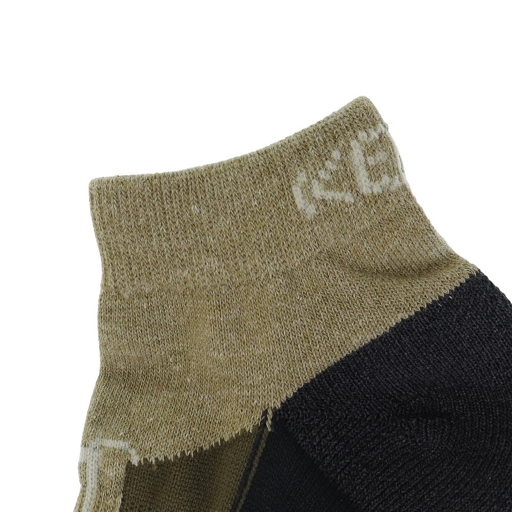 キーン（KEEN）（メンズ、レディース）ソックス 靴下 ニューポートィシュ ローカット 1028265 オリーブ