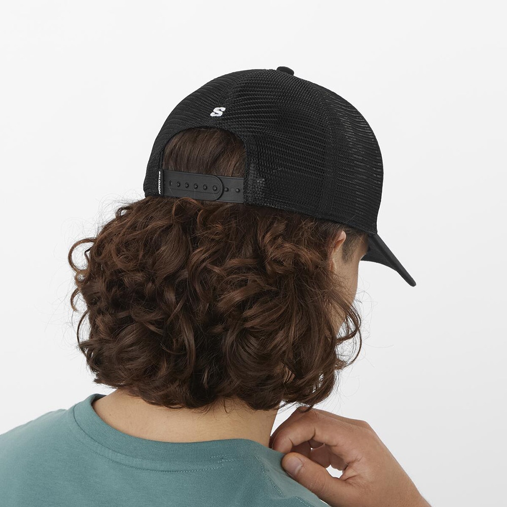 サロモン（SALOMON）（メンズ、レディース）帽子 キャップ トレッキング 登山 TRUCKER 男性用 カーブドキャップ LC2428900