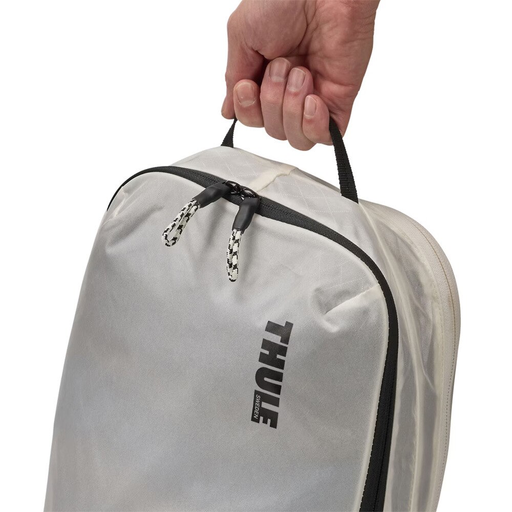 スーリー（THULE）（メンズ、レディース）収納バッグ パッキング キューブ Clean/D 3204861 ホワイト トラベルポーチ 旅行 衣類収納