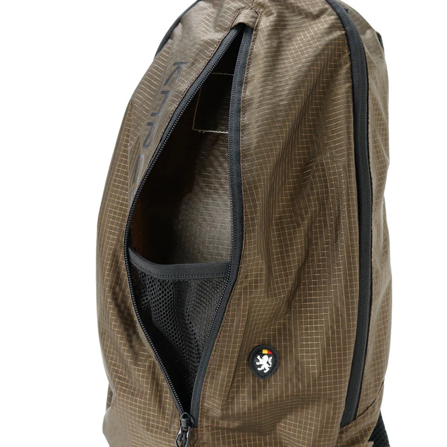 カペルミュール（KAPELMUUR）（メンズ、レディース）ライトスリムバックパック V2 9L kpbg1011-GRN