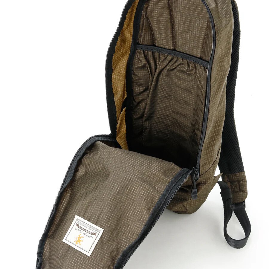 カペルミュール（KAPELMUUR）（メンズ、レディース）ライトスリムバックパック V2 9L kpbg1011-GRN