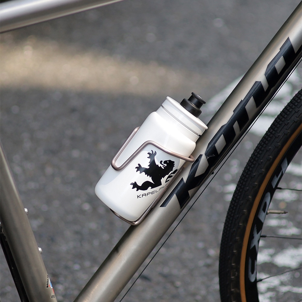 カペルミュール（KAPELMUUR）（メンズ、レディース、キッズ）ELITE×Kapelmuur FLYボトル 550ml kpbt006 ホワイト kpbt005 ドリンクボトル 自転車用品