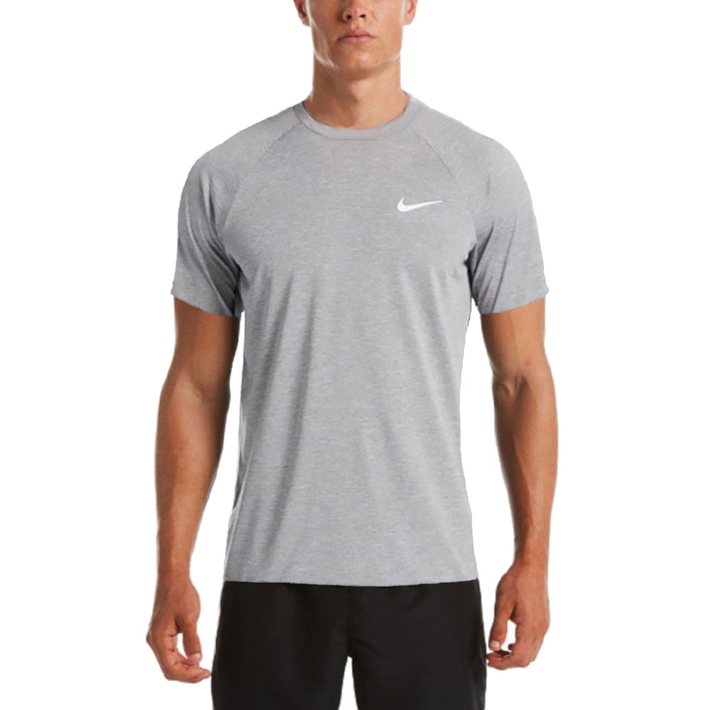 ナイキ（NIKE）（メンズ）ラッシュガード 半袖 Tシャツ UVカット 紫外線対策 ヘザー ショートスリーブ ハイドロガード NESSA589-090  マリン、ウィンタースポーツ用品はヴィクトリア
