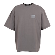 チャコールグレー