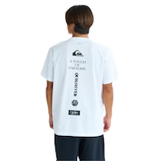 (メンズ)ラッシュガード VERTICAL LOGO 半袖Tシャツ 25SUQLY252007WHT