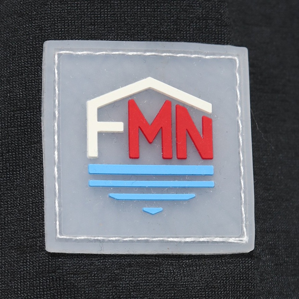 フットマーク（FOOTMARK）（キッズ）ジュニア 水着 ラッシュガード 半袖 Tシャツ 3100226-09 ブラック