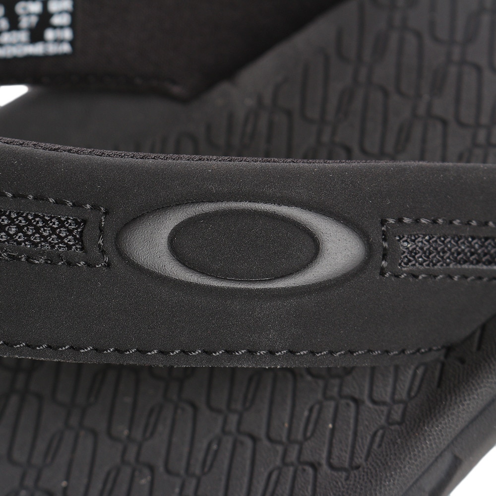 オークリー（OAKLEY）（メンズ）ビーチサンダル メンズ OPERATIVE SANDAL 2.0 13477-02E