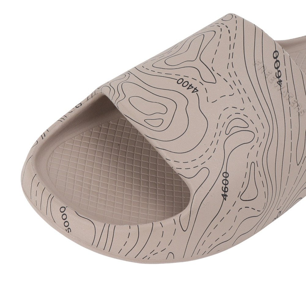 フリーウォータース（free waters）（メンズ、レディース）サンダル Cloud9 Slide Topography Taupe Print UO-003 TOPO