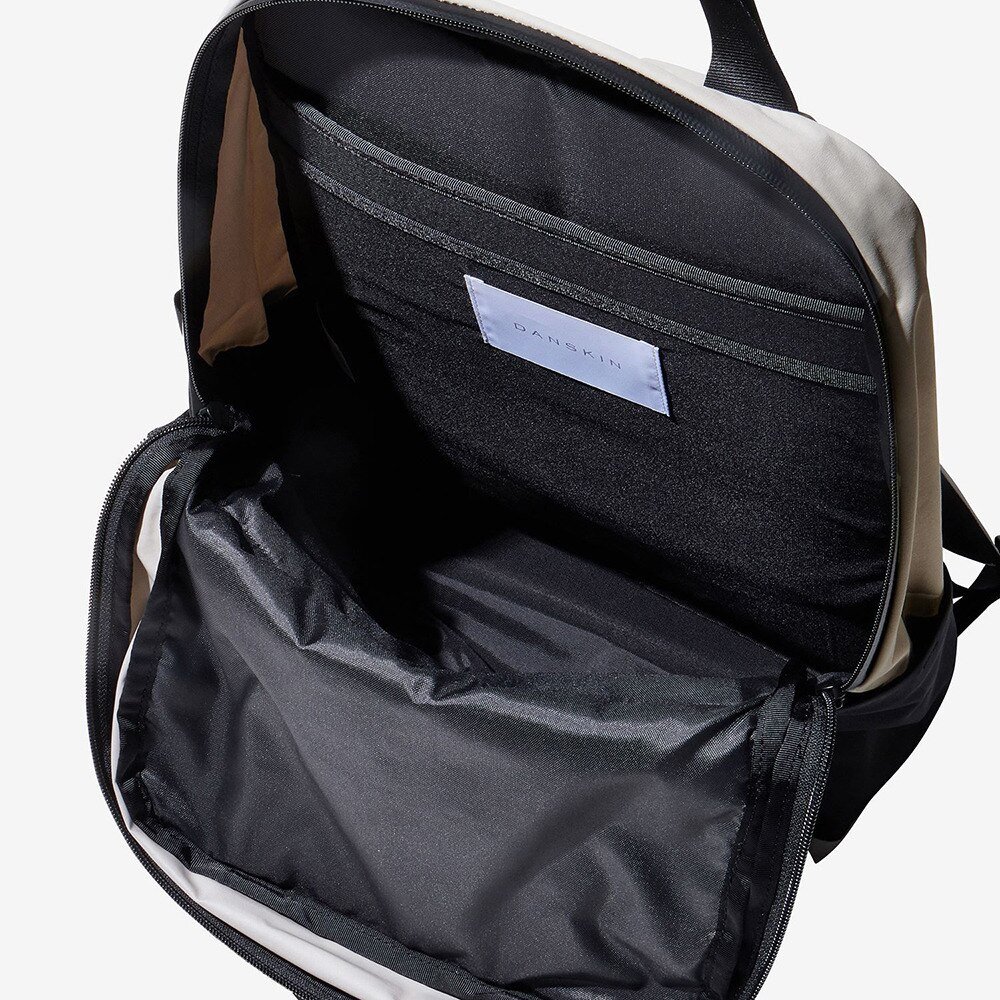 ダンスキン（DANSKIN）（レディース）リュック スタンダードデイパック DA9233500 TH