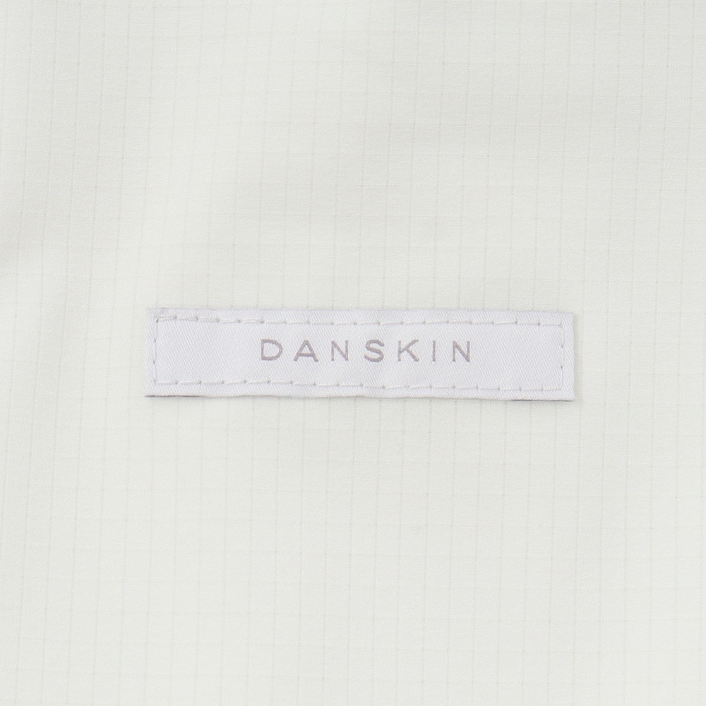 ダンスキン（DANSKIN）（レディース）ALLEGRO エア ショートパンツ DC423151 JW
