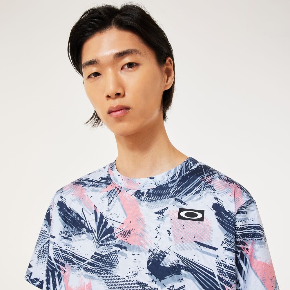 オークリー（OAKLEY）（メンズ）【新商品】テニスウェア SLANT GRAPHIC 半袖Tシャツ FOA407743-81J