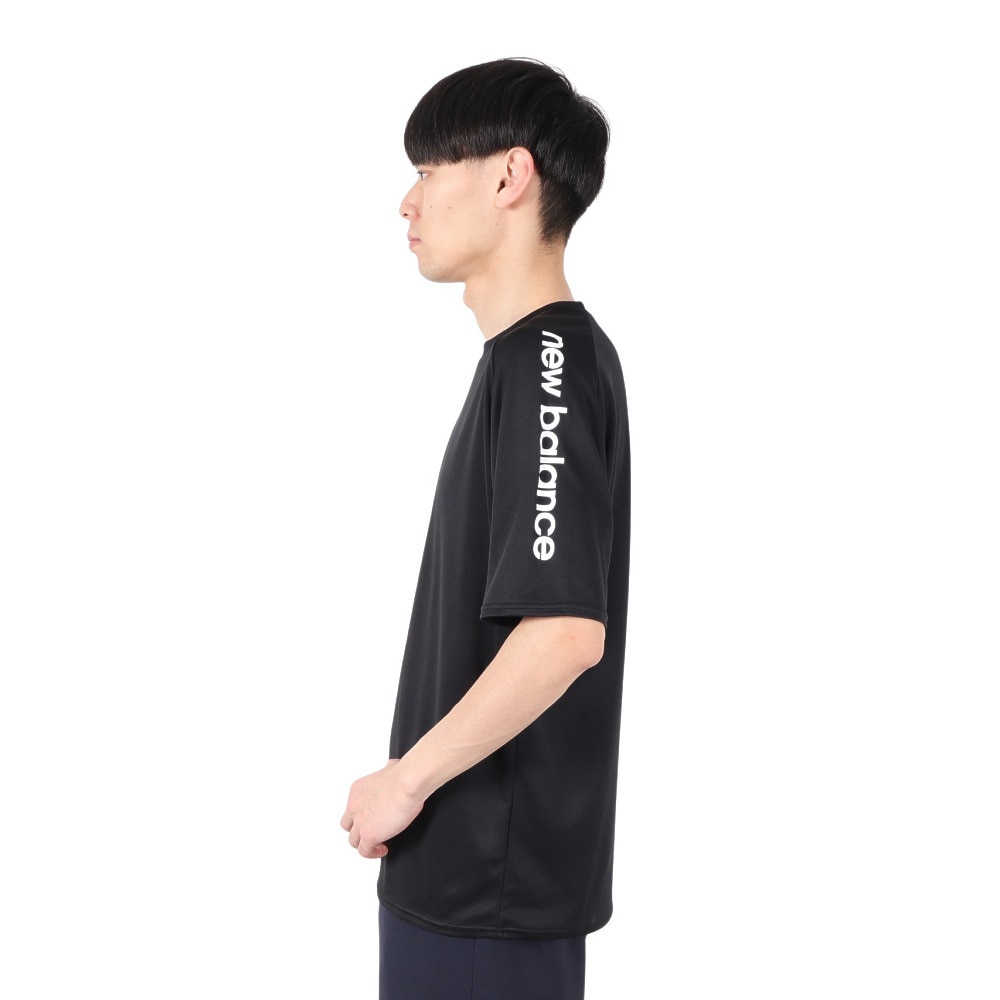 ニューバランス（new balance）（メンズ）テニスウェア Black Out Fun & Play Edition 半袖Tシャツ AMT55211BK