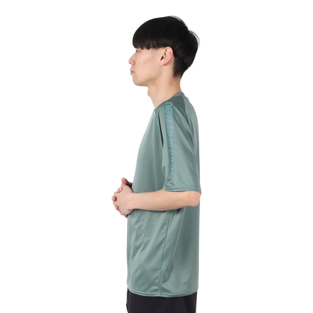 ニューバランス（new balance）（メンズ）テニスウェア Black Out Fun & Play Edition 半袖Tシャツ AMT55211DKJ