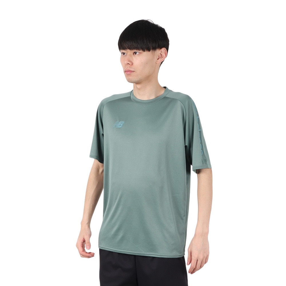 ニューバランス（new balance）（メンズ）テニスウェア Black Out Fun & Play Edition 半袖Tシャツ AMT55211DKJ