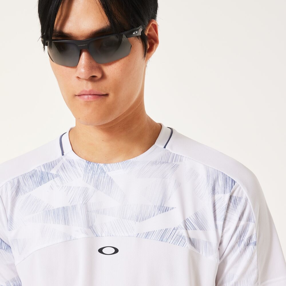 オークリー（OAKLEY）（メンズ）テニスウェア SLANT ブロック Tシャツ 12.0 FOA408264-100