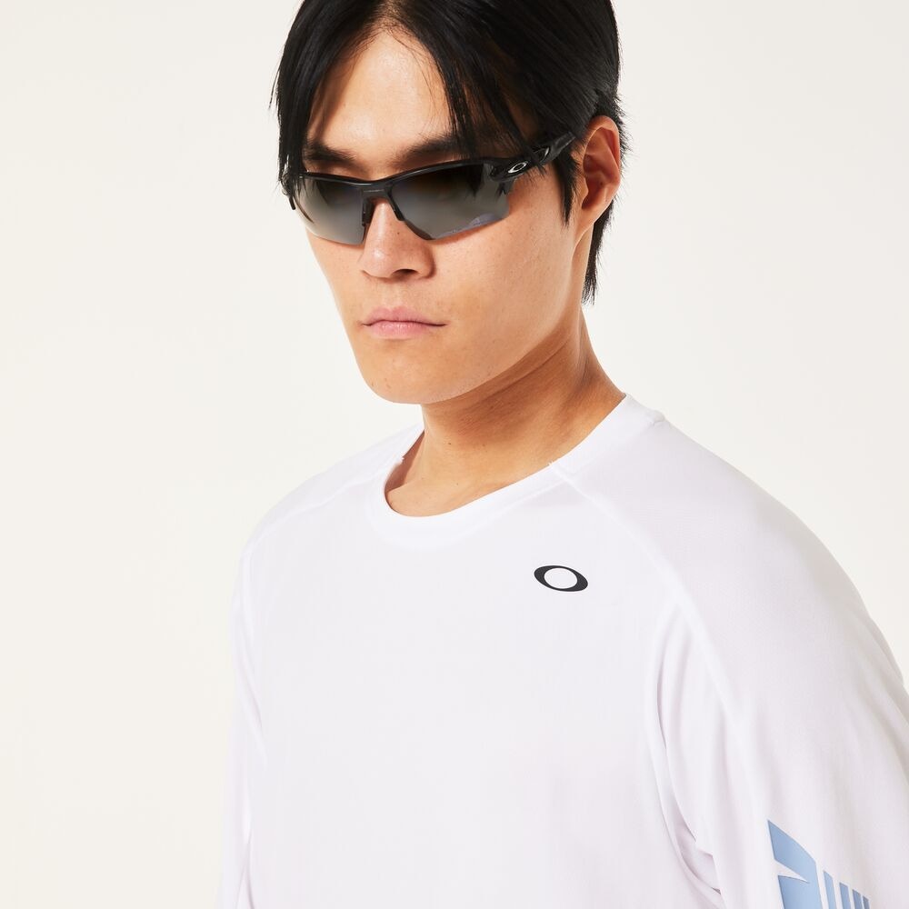 オークリー（OAKLEY）（メンズ）テニスウェア SLANT ロゴプリント長袖 Tシャツ 12.0 FOA408265-100
