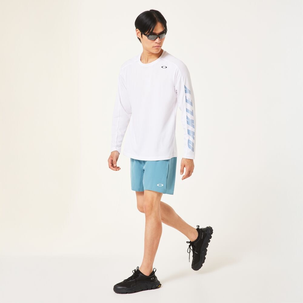 オークリー（OAKLEY）（メンズ）テニスウェア SLANT ロゴプリント長袖 Tシャツ 12.0 FOA408265-100