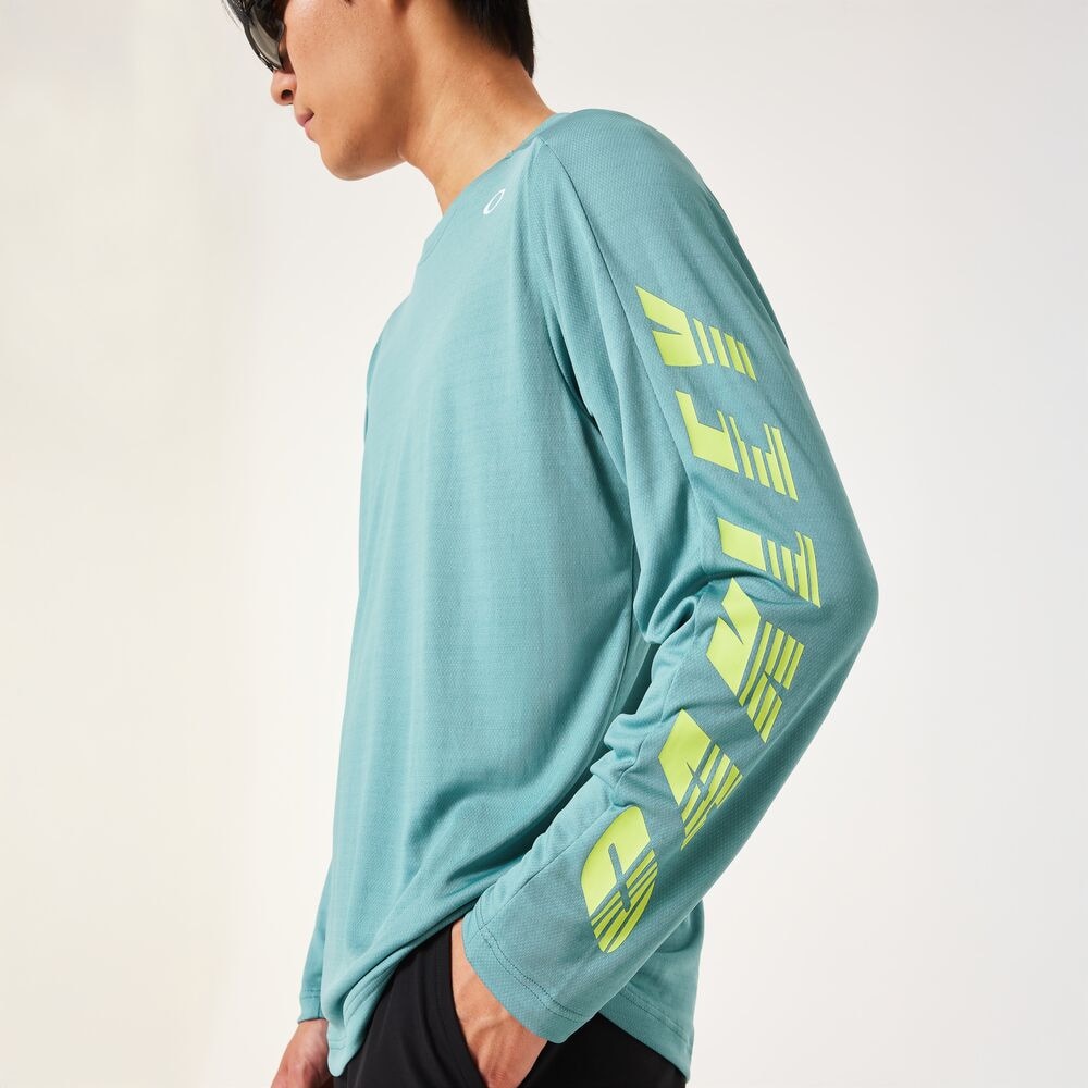 オークリー（OAKLEY）（メンズ）テニスウェア SLANT ロゴプリント長袖 Tシャツ 12.0 FOA408265-6GB