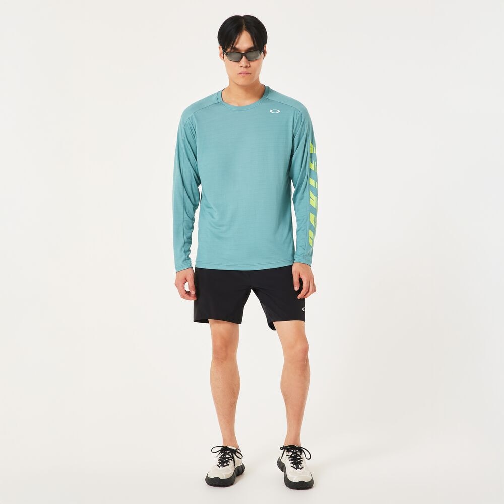 オークリー（OAKLEY）（メンズ）テニスウェア SLANT ロゴプリント長袖 Tシャツ 12.0 FOA408265-6GB