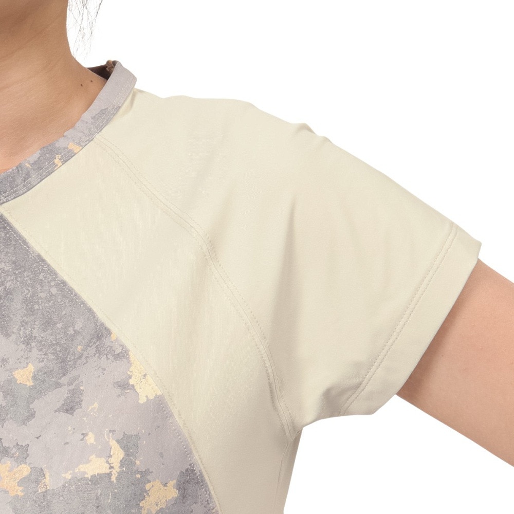アドミラル（Admiral）（レディース）テニスウェア アシンメトリースラッシュグラフィック Tシャツ ATLA430-BEG
