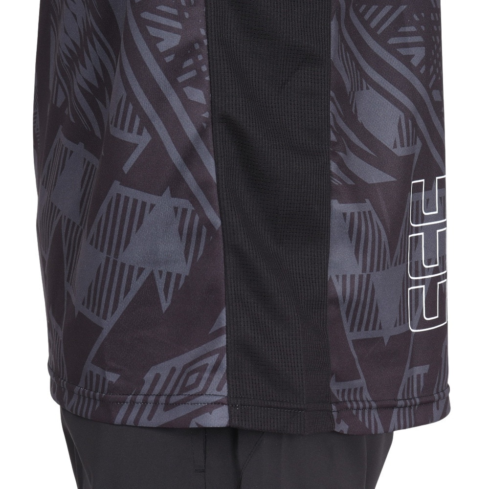 アンブロ（UMBRO）（メンズ）サッカーウェア THE THIRD グラショートスリーブプラシャツ UUUXJA51 BLK