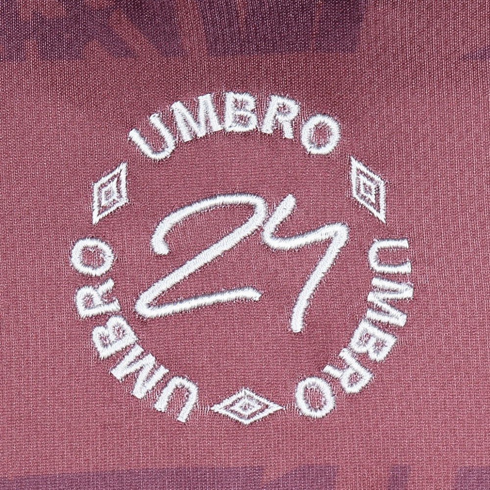 アンブロ（UMBRO）（メンズ）サッカーウェア THE THIRD グラフィックプラクティスシャツ UF4FLS50M WR00