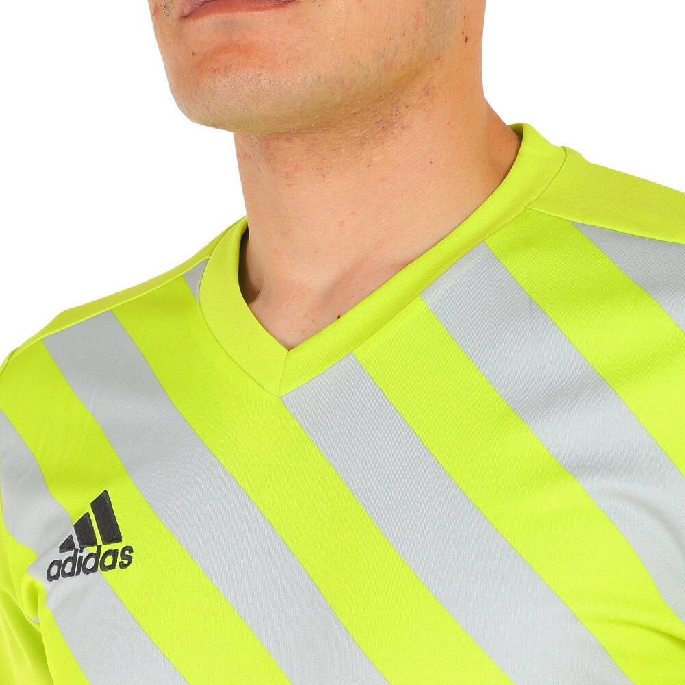 アディダス（メンズ）サッカーウェア Tシャツ ENTRADA 22 グラフィックジャージー CZ137-HF0118