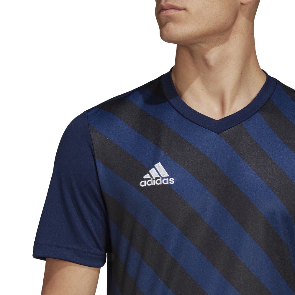 アディダス（メンズ）サッカーウェア Tシャツ ENTRADA 22 グラフィックジャージー CZ137-HF0131