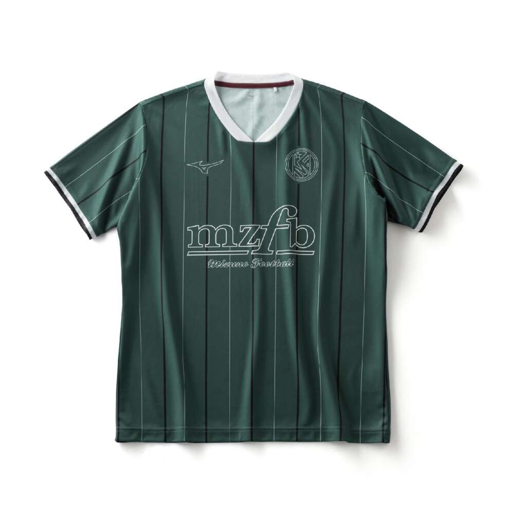 ミズノ（MIZUNO）（メンズ、レディース）サッカーウェア フットボール ストライプTシャツ P2MABX7433