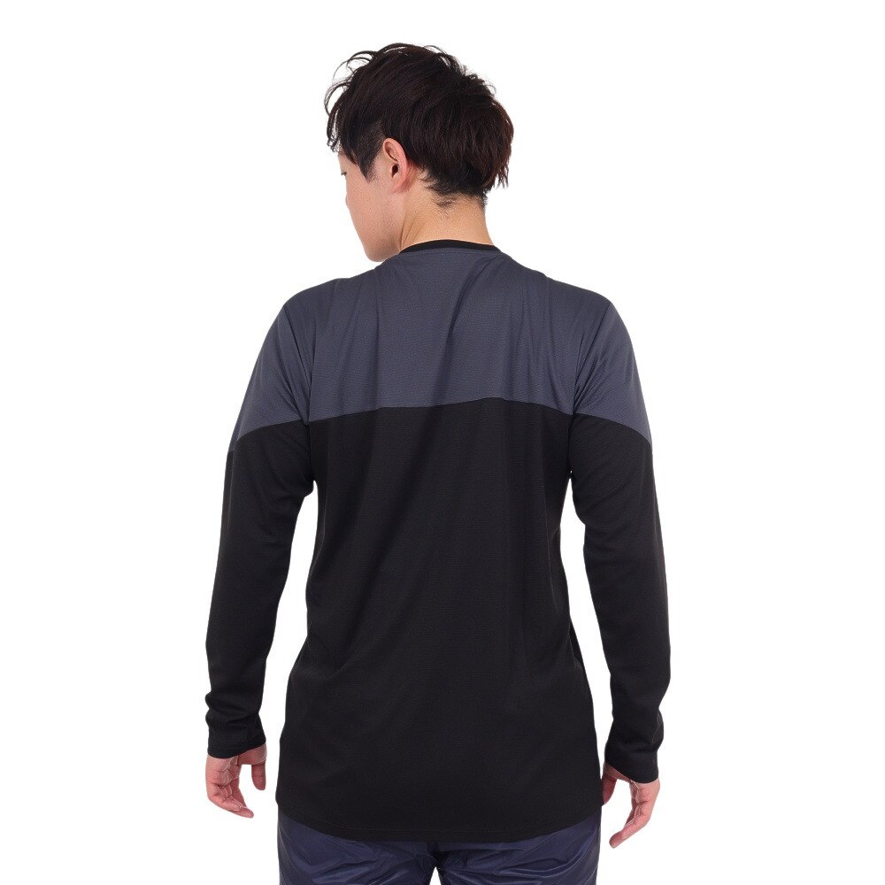 プーマ（PUMA）（メンズ）サッカーウェア INDIVIDUAL レトロ トレーニング 長袖Tシャツ 65882701