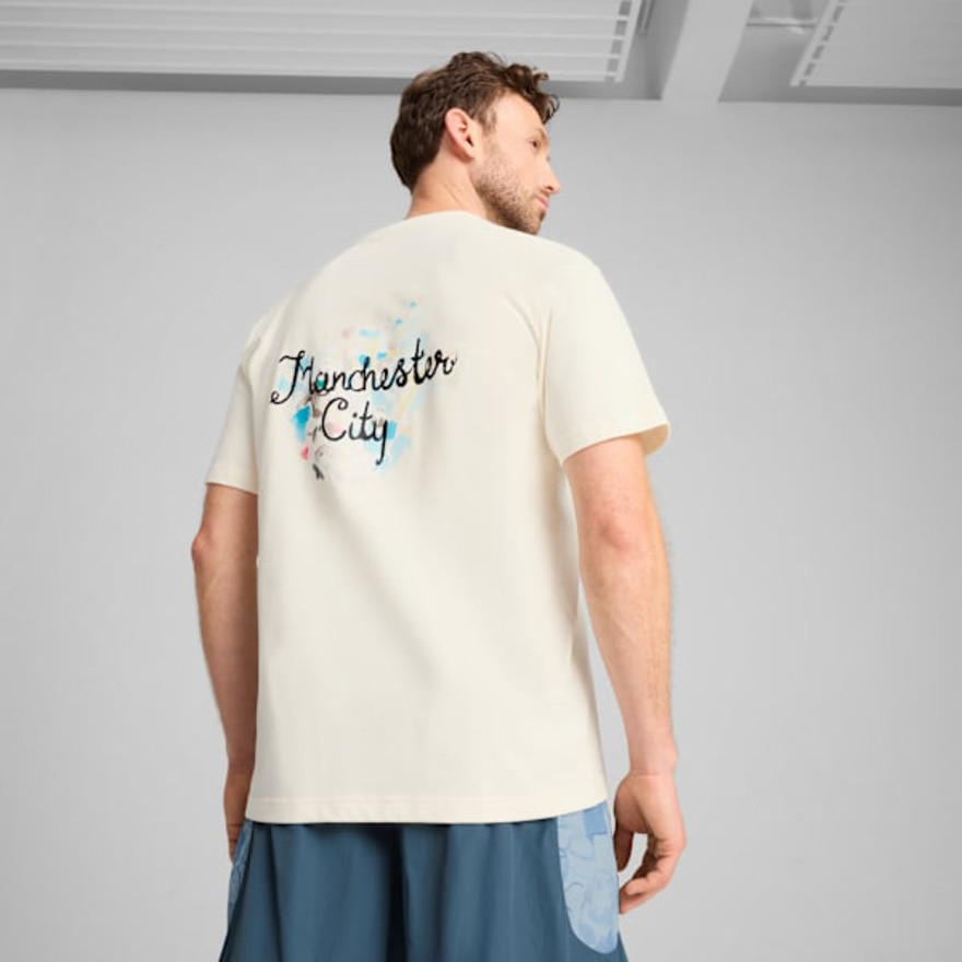 プーマ（PUMA）（メンズ）PUMA×KIDSUPER STUDIOS マンチェスターシティ FC グラフィック 半袖 Tシャツ 60684218