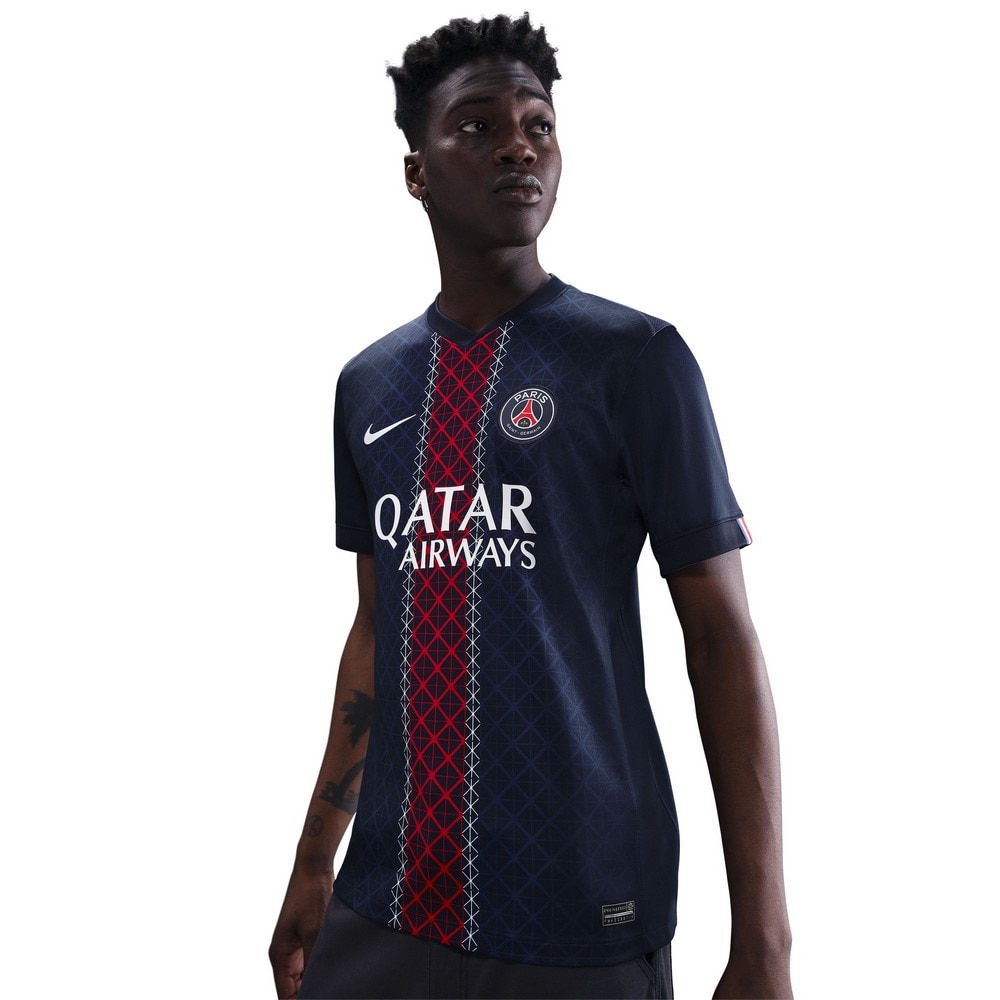 ナイキ（NIKE）（メンズ）パリ・サンジェルマン 2025/26 スタジアム ホーム メンズ ナイキ Dri-FIT サッカー レプリカ ジャージ HJ4593-411