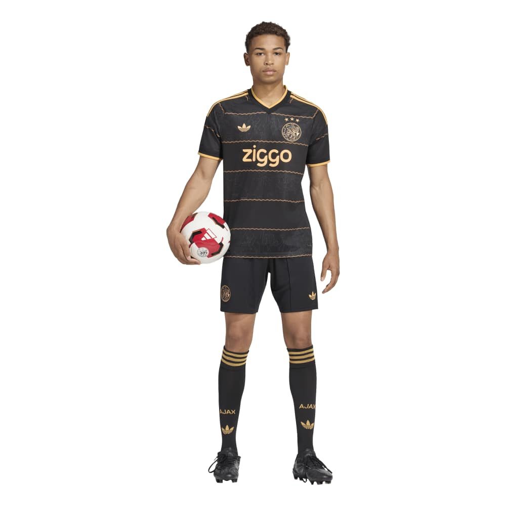 アディダス（adidas）（メンズ、レディース）【8月6日発売開始予定