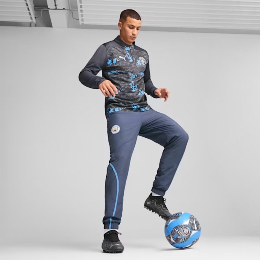 プーマ（PUMA）（メンズ）2024-25 マンチェスターシティ FC プレマッチ 1/4 ジップ トップ 77915674
