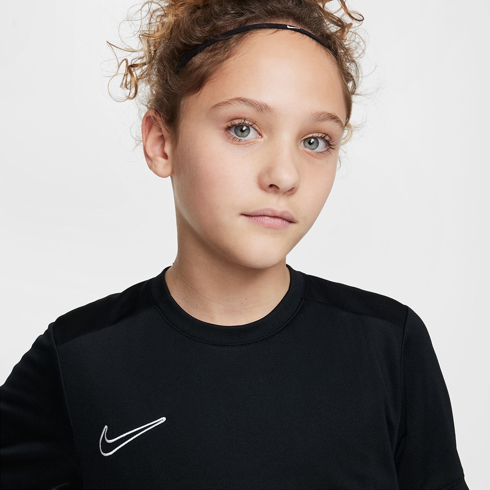 ナイキ（NIKE）（キッズ）【新商品】サッカーウェア ジュニア ドライフィット アカデミー 半袖Tシャツ HJ3716-010