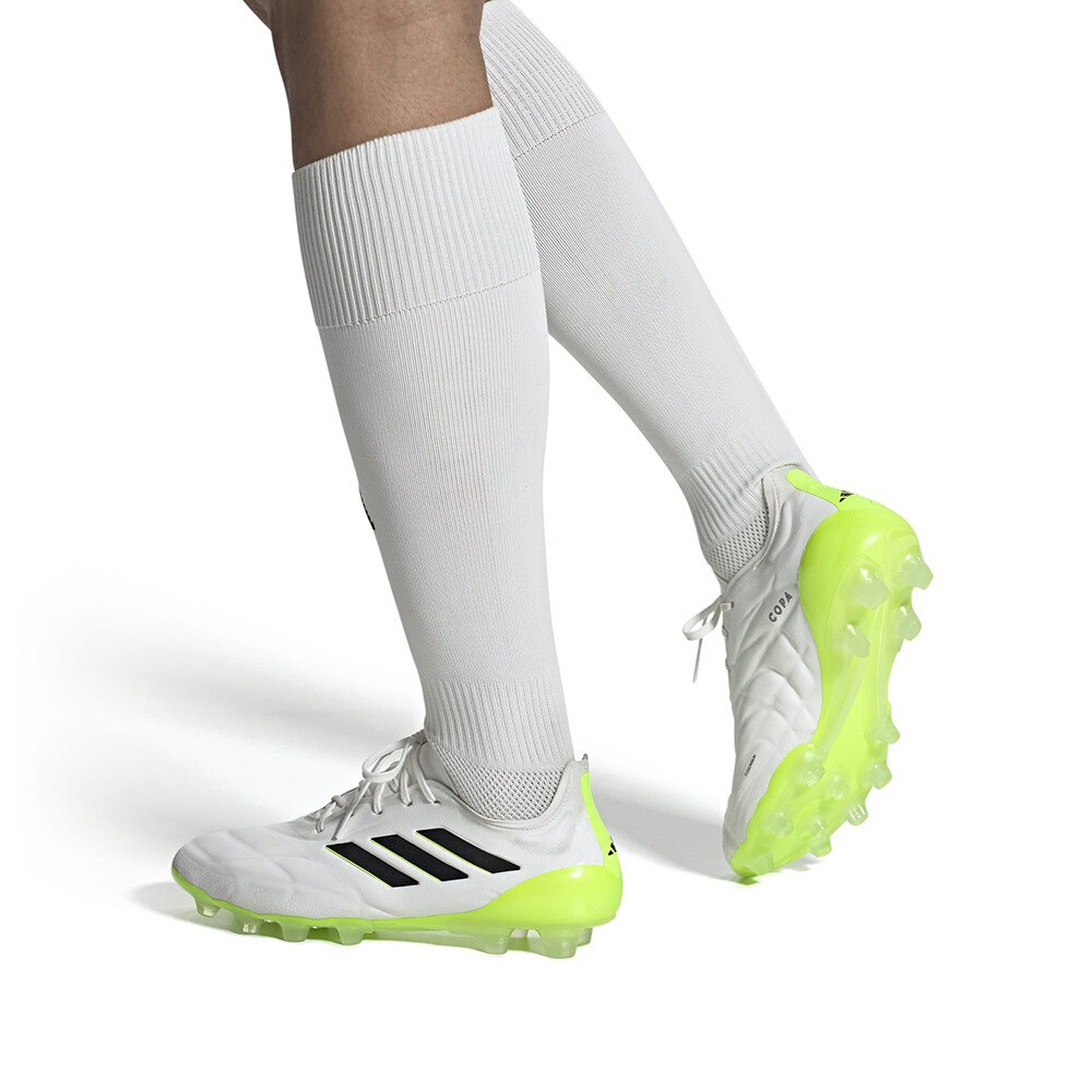 アディダス（adidas）（メンズ）サッカースパイク 土・人工芝用 コパ ピュア.1  HG/AG IG8125