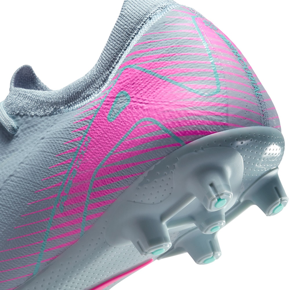 ナイキ（NIKE）（メンズ）【最新カラー】サッカースパイク ハードグラウンド用 ズーム ヴェイパー 16 PRO HG FQ8686-301