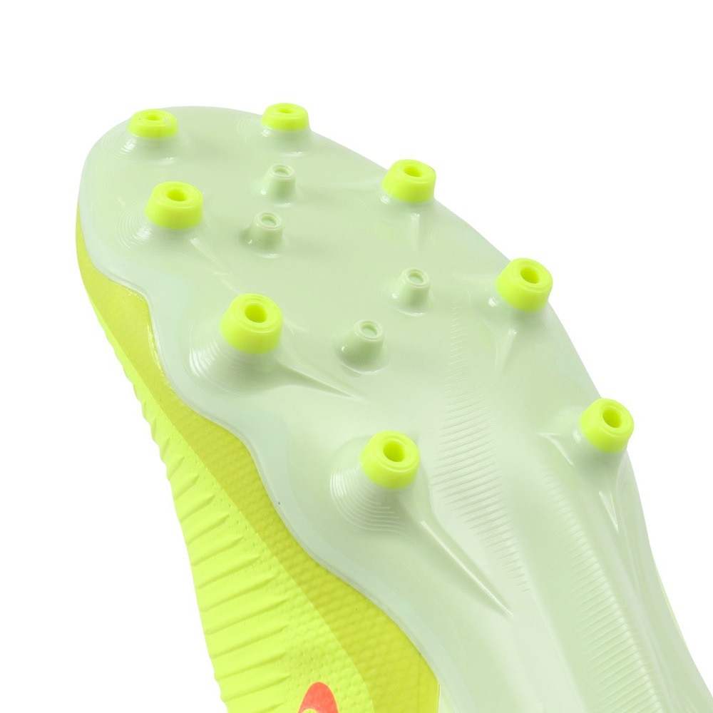 ナイキ（NIKE）（メンズ）サッカースパイク 人工芝用 ファントム 6 LOW