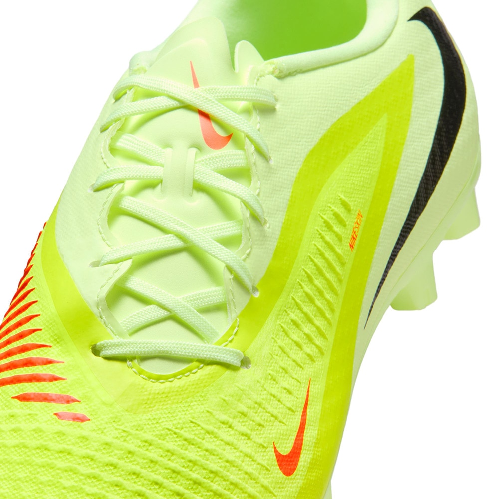 ナイキ（NIKE）（メンズ）サッカースパイク ハードグラウンド用 ファントム 6 LOW アカデミー HG HQ2318-800