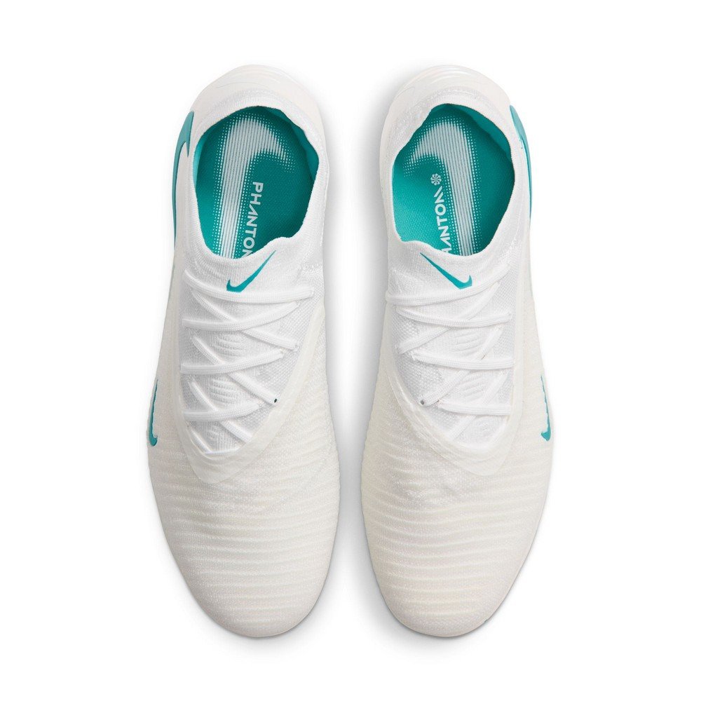 ナイキ（NIKE）（メンズ）サッカースパイク 人工芝用 ファントム 6 LOW