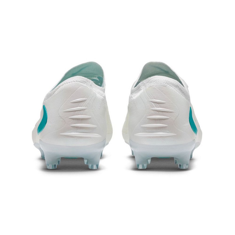 NIKE ナイキサッカースパイク ナイキ（NIKE）（メンズ）サッカースパイク 人工芝用 ファントム 6 LOW