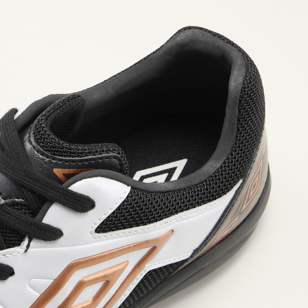 アンブロ（UMBRO）（メンズ）【新商品】サッカートレーニングシューズ サッカーシューズ アクセレイター TR EX ワイド UF5SFC04MB WHBK