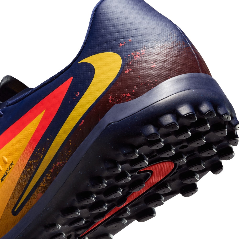 ナイキ（NIKE）（メンズ）サッカートレーニングシューズ ファントム 6 LOW アカデミー Erling Haaland HQ2326-800